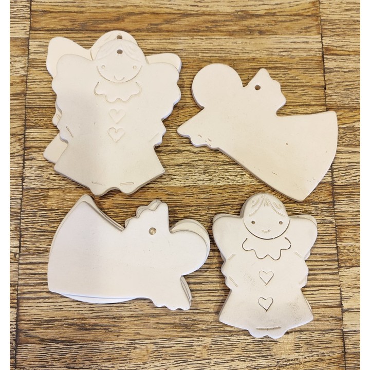 8 angel-shaped terracotta diffusers assortment in white colour