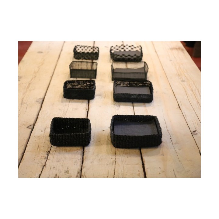 Rigid abaca napkin holder 16 x 16 cm