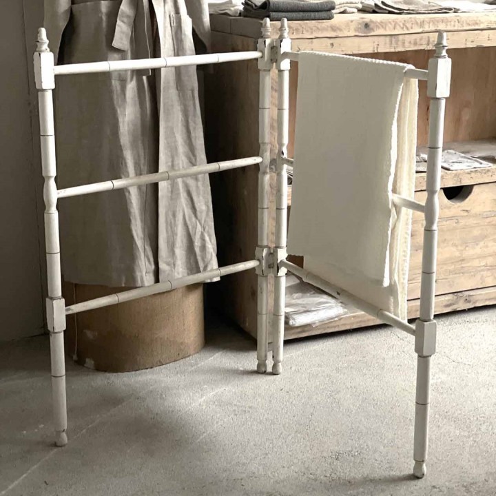 White shabby wooden folding towel holder 64 cm