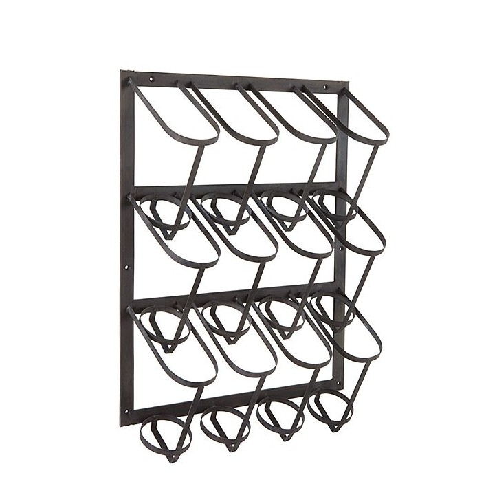 Porte-bouteilles en fer noir a mur. parfait pour 12 bouteilles. il y a des trous pour faciliter le fixage au mur.