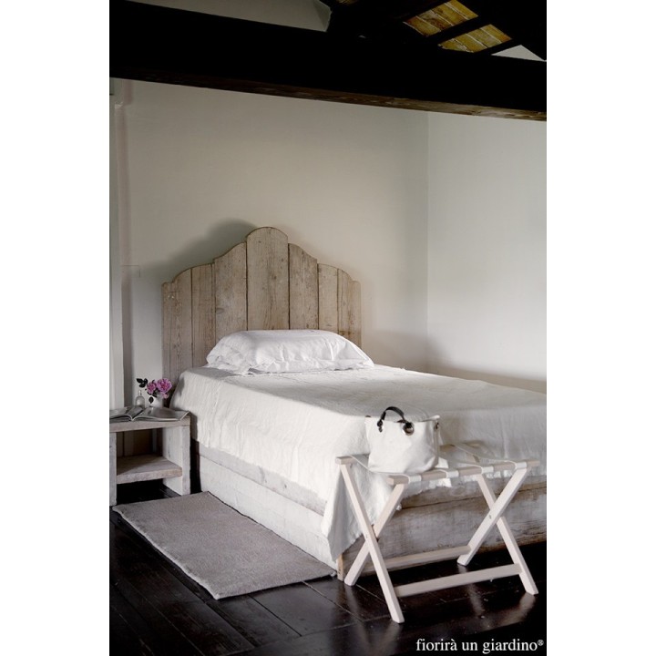 Raw plank headboard for french bed 135 cm