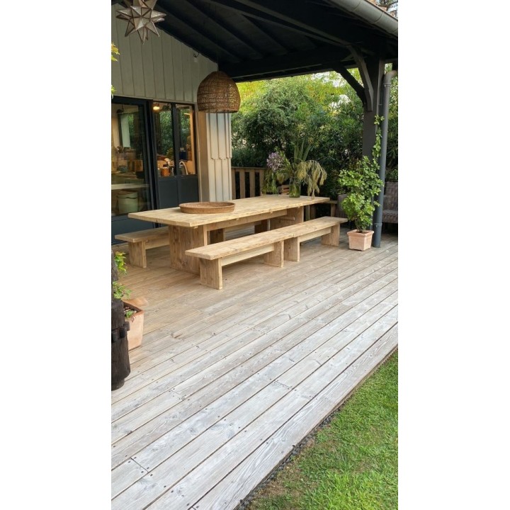 Table en bois brut 70 x 300 h74 cm