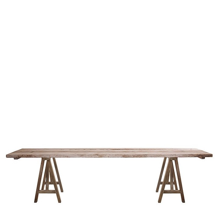 Raw plank table with 2 acacia easels 100 x 300 h74 cm