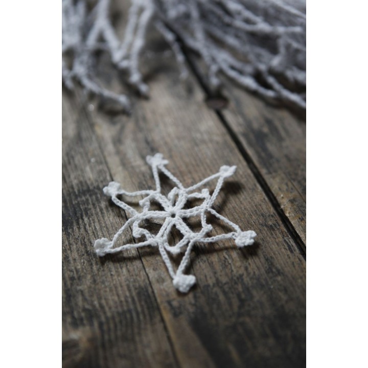 Flocon de neige blanc en coton au crochet d10.5 cm
