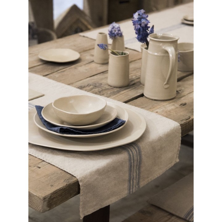 Carafe avec ligne en relief en gres h19 cm