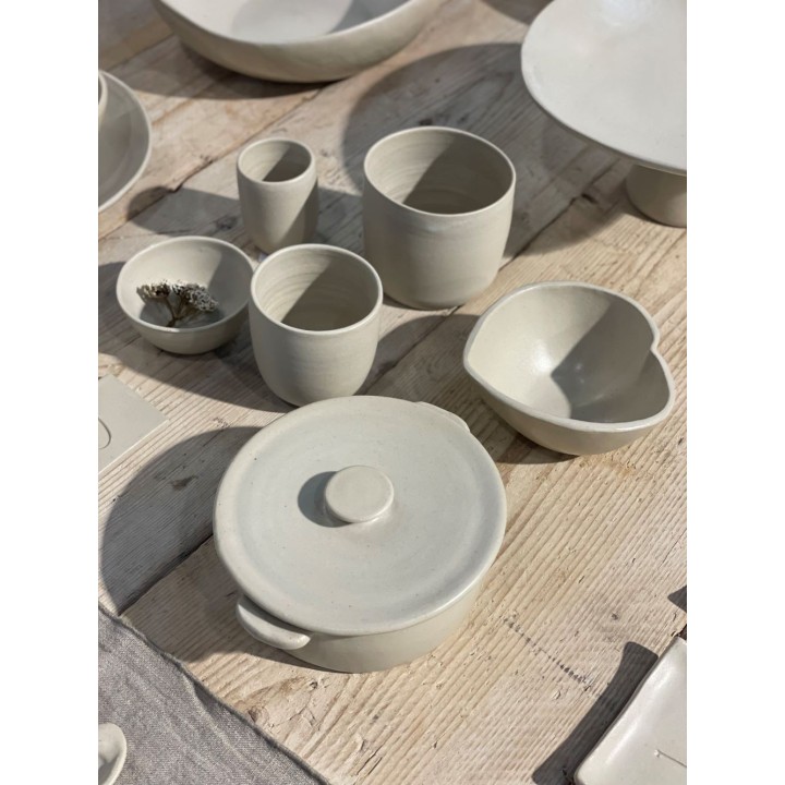 Tasse sans poignee base ronde en gres d5 h7 cm