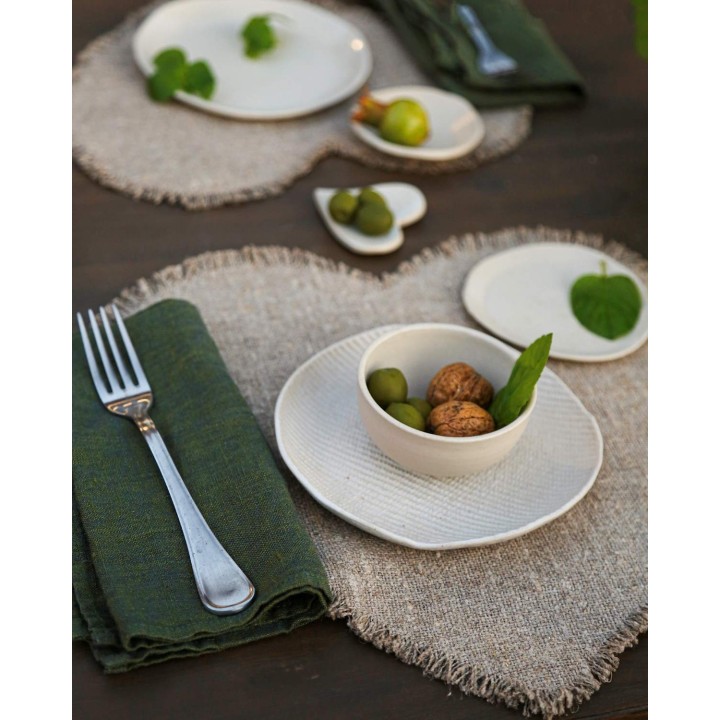 Petite assiette pour pain en gres texture d16 cm