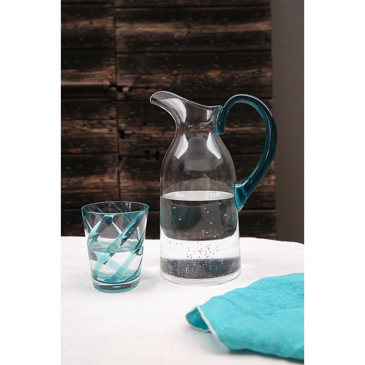 Methacrylate pitcher with turquoise handle