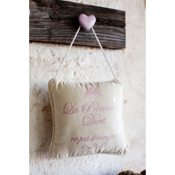 Coussin "la princesse dort..." 20 x 20 cm