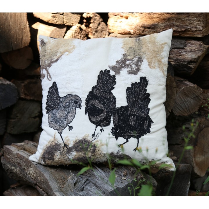 Cotton pillow with black chickens 45x45 cm