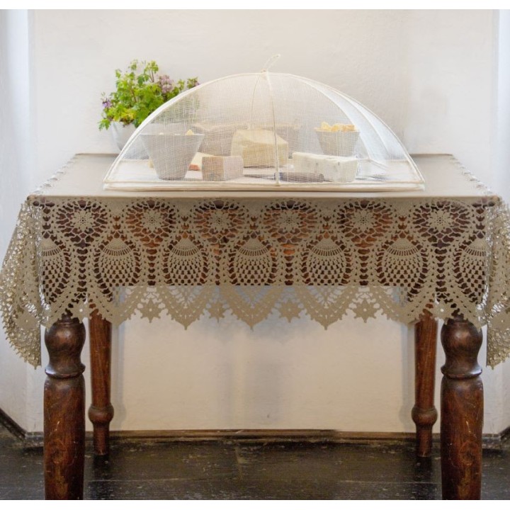 Square vinyl lace waterproof tablecloth 137x137 cm