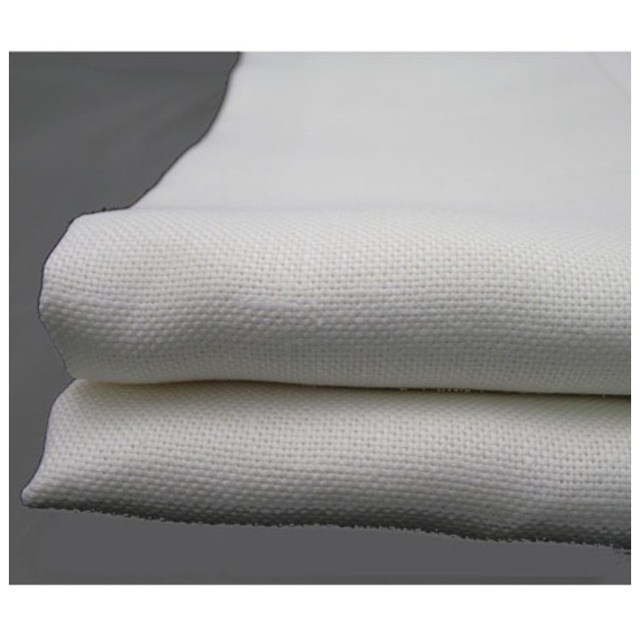 100% linen tablecloth, cream colour, 160 x 270 cm