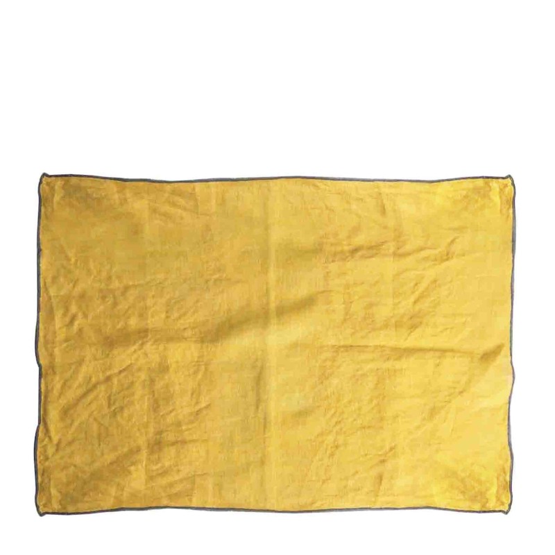 100% linen placemat 35x50 cm black hem