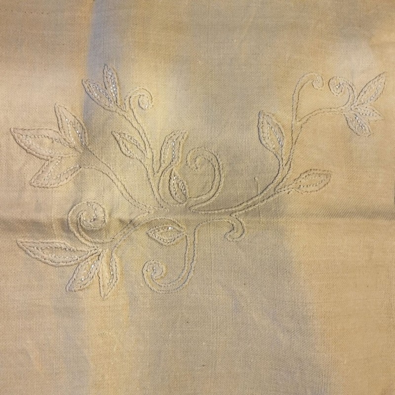 Tent en jute Épaisse crÈme broderies fleurs perles 150 x 260 cm