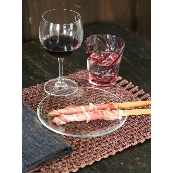 Rigid abaca placemat with fringes bordeaux color 32x32 cm