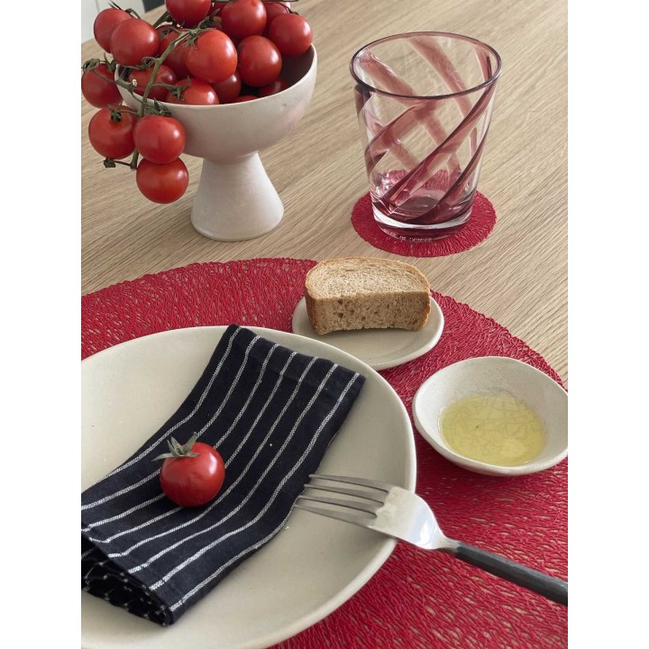 Interwoven gold pvc coaster