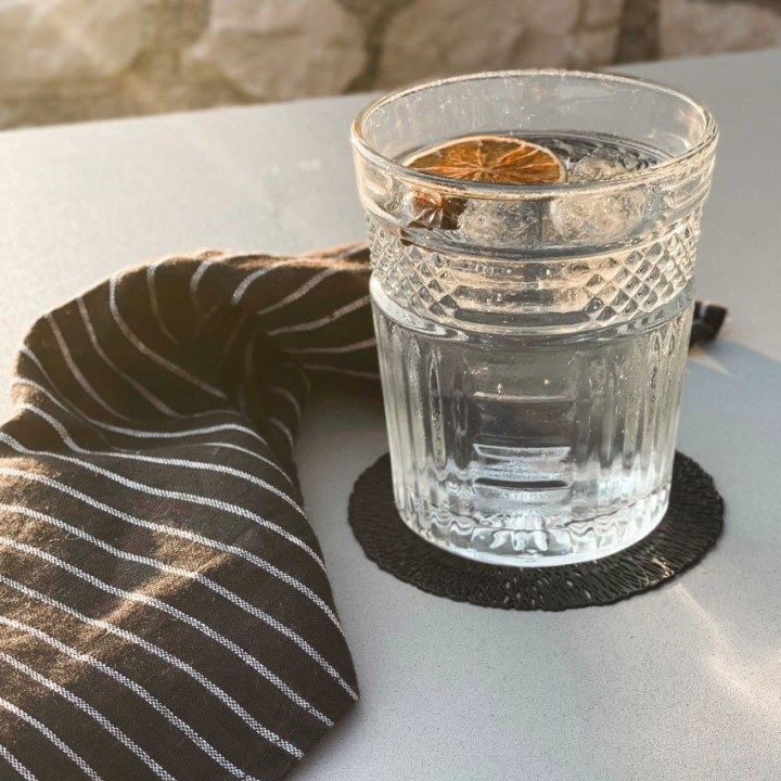 Interwoven gold pvc coaster