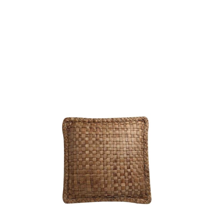 Le coussin rempli de feuilles de bananier naturel mesure 40 cm x 40 cm.