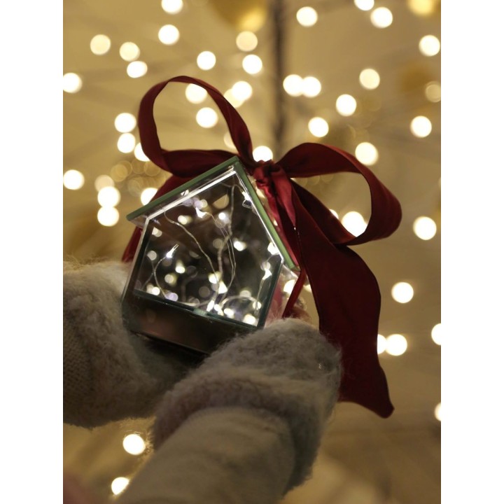 Casetta in vetro a specchio con 8 luci 10 x 10 h10.5 cm