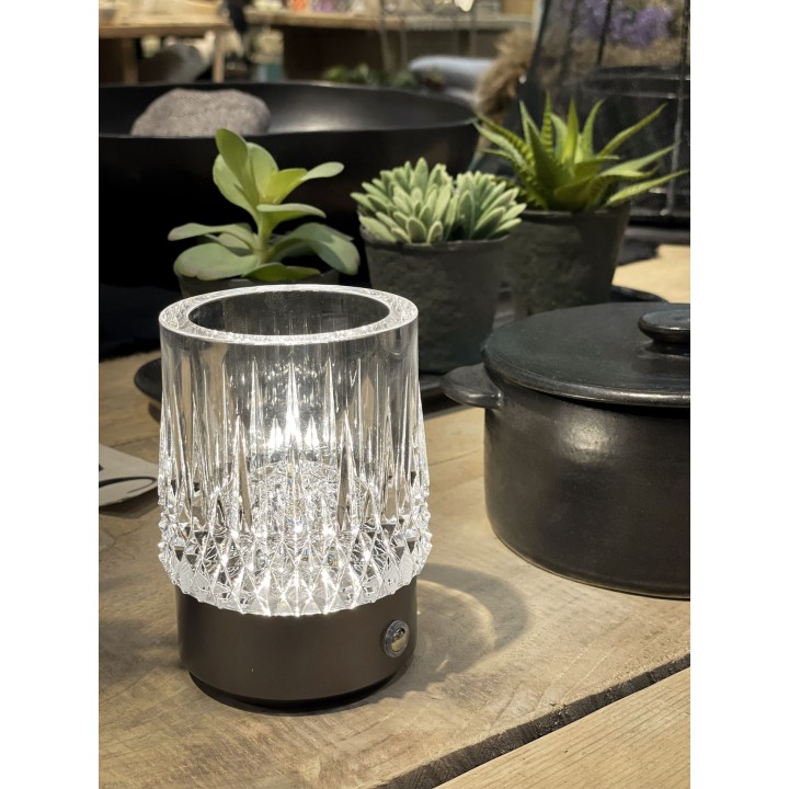 Usb table diamond shape