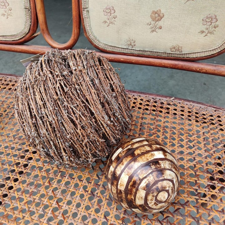 Palla tasselli marrone d12 cm