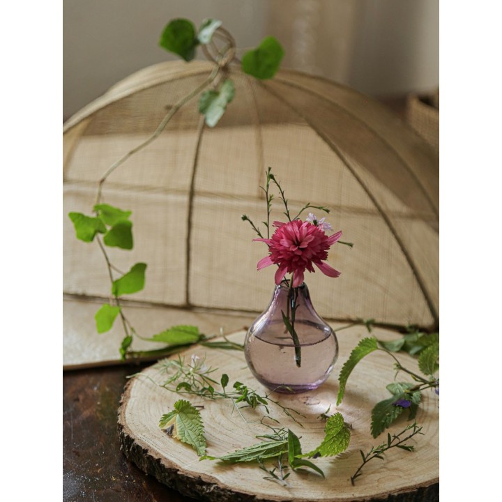 Vase en verre lilas a forme de goutte