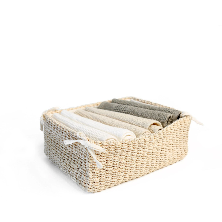 Cesto abaca panna 20 x 25 con 6 asciugamani mix 35 x 35 cm