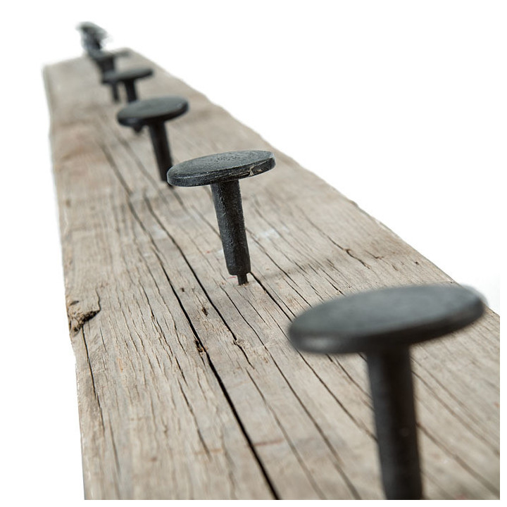 Raw plank hanger with 8 big screws 200 x 16 cm