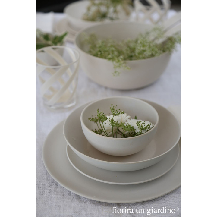 Assiette plate creme en melamine ec.d27.5 cm