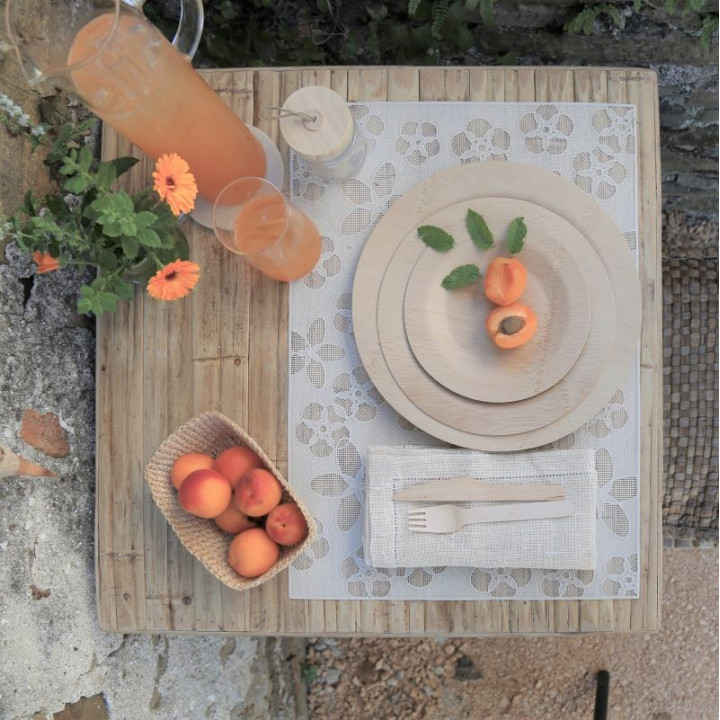 Disposable bamboo plate natural color d17.5 cm