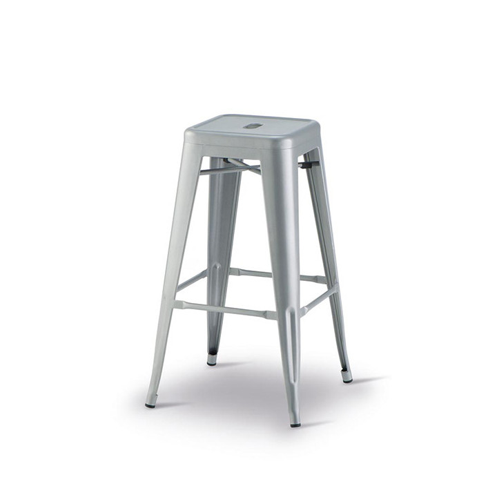 Tabouret empilable pour l'interieur couleur argent galvanise h76 cm