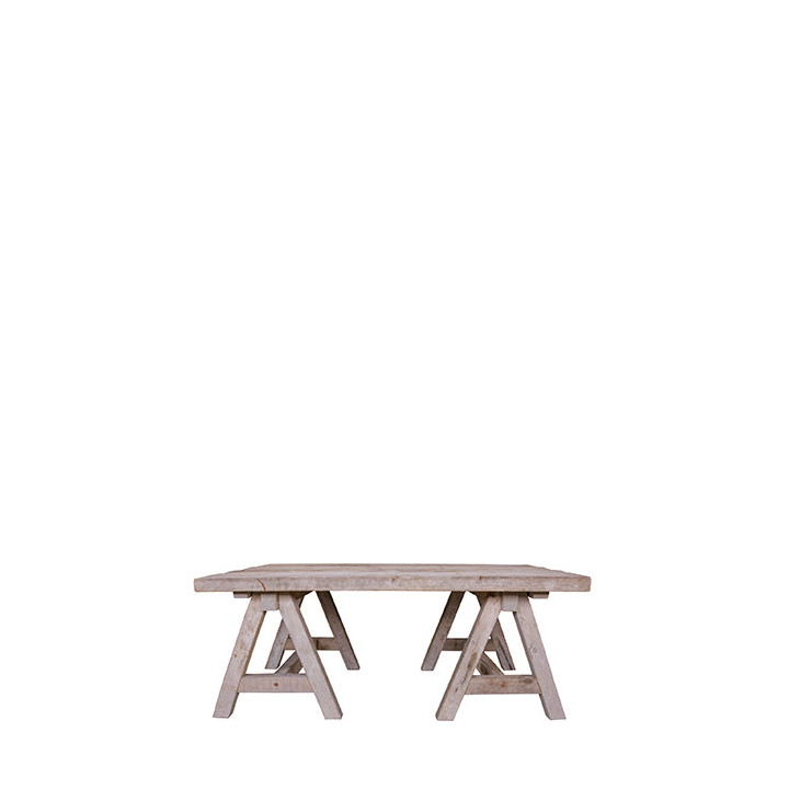 Table en bois brut avec 2 treteaux en bois brut 80 x 120 h50 cm