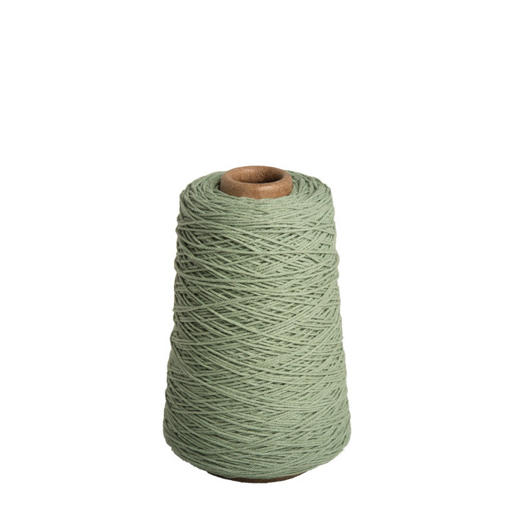 Pelote de ficelle verte acuamarine