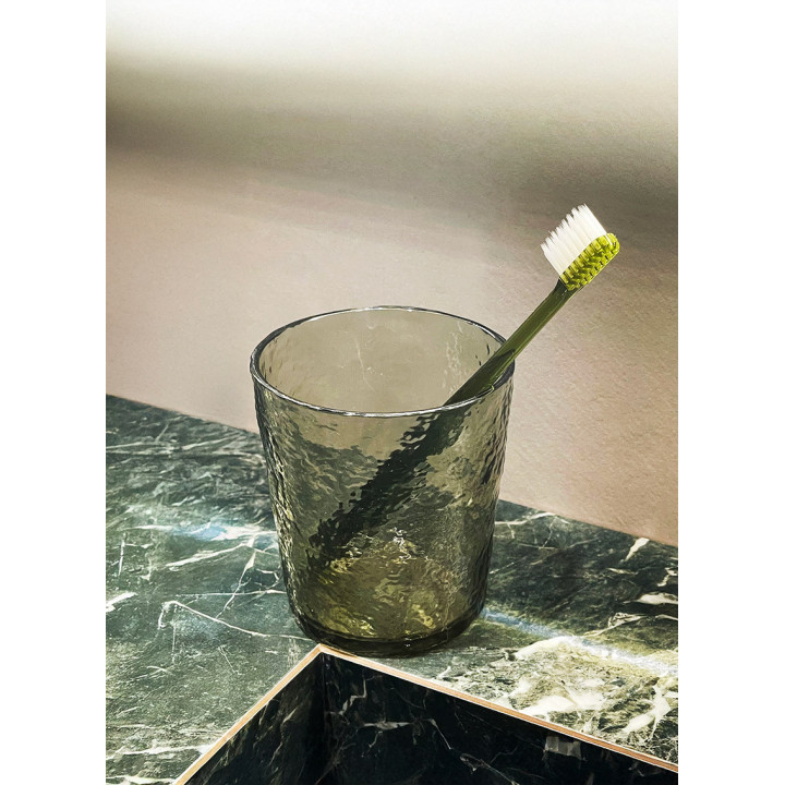 Methacrylate "ice" effect glass