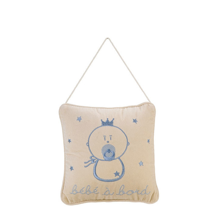 Coussin broide "bebe a bordo" (bebe a bord) bleu 20 x 20 cm