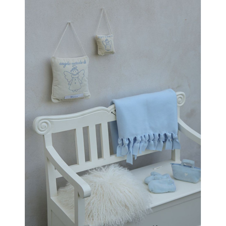 Cuscino ricamato azzurro "angelo custode di" 20 x 20 cm