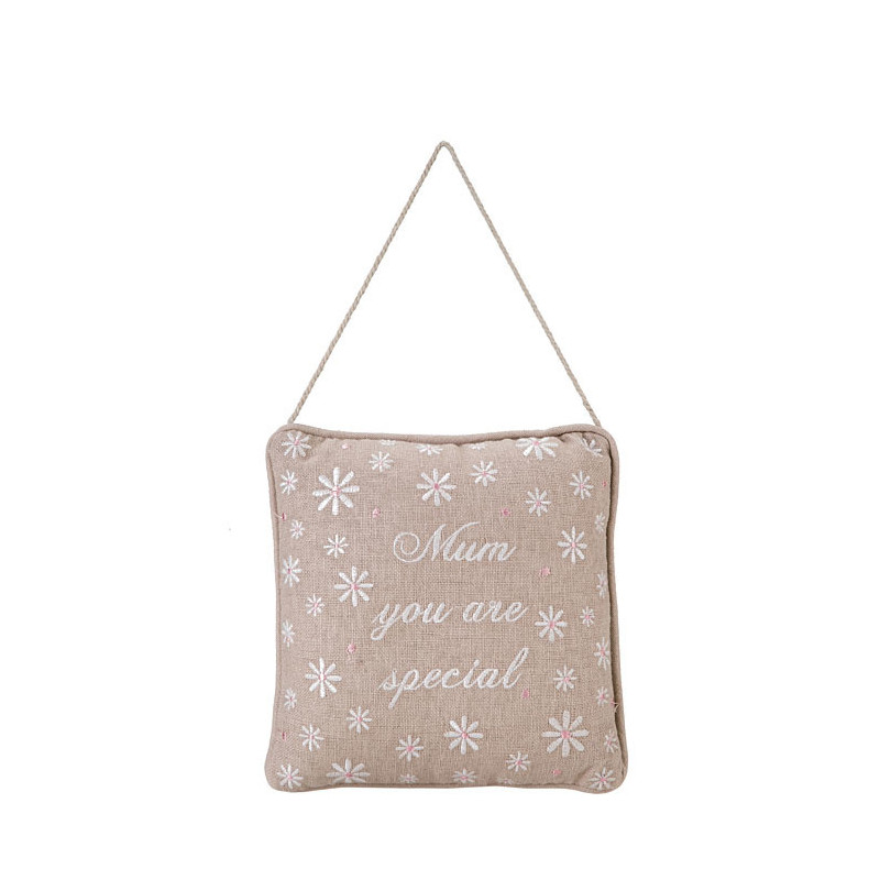 Coussin broide "mum you are" (maman tu es special) marguerites 20 x 20 cm