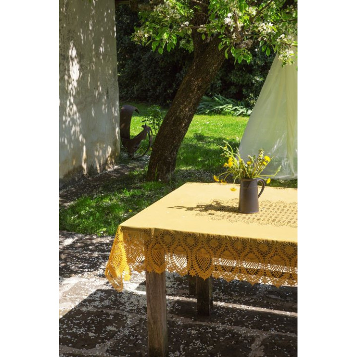 Nappe 150x264 cm vinyle en dentelle impermeable