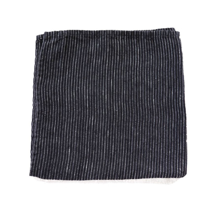 Serviette en 100% lin couleur noir avec hachures blancs 40 x 40 cm