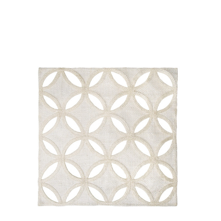 Abaca underplate with pierced flowers 36 x 36 cm