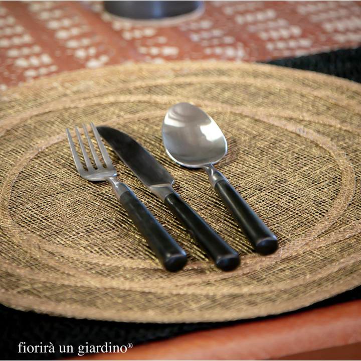 Sottopiatto rete in abaca cerchi irregolari