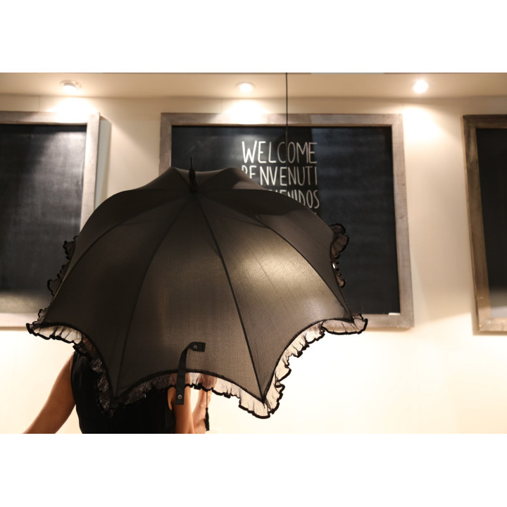 Ombrello con bordo volant colore nero d96 cm