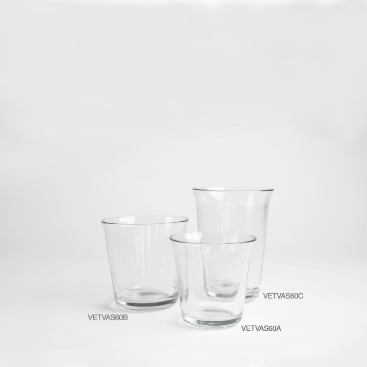 Vae en verre epaisse evase d13 h12.5 cm