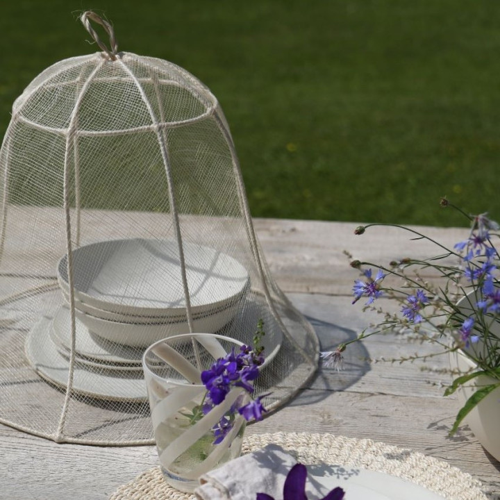 Bell food cover in abaca net d40 h30 cm