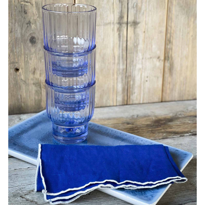 Verre en methacrylate avec lignes verticales empilable