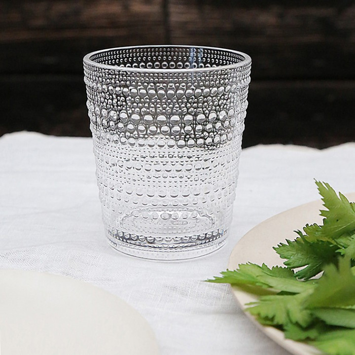 Methacrylate glass small bubbles effect