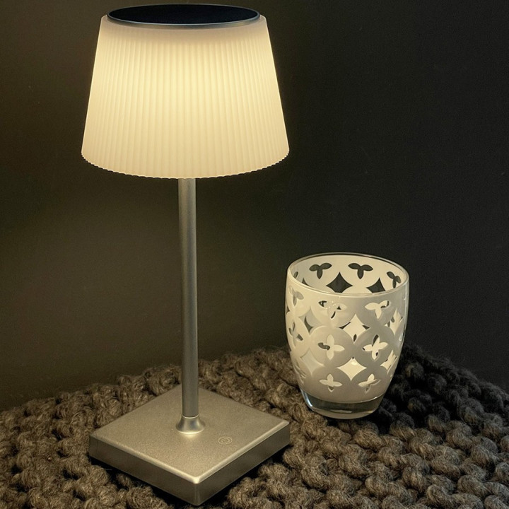 Verre haut en methacrylate decoration blanche