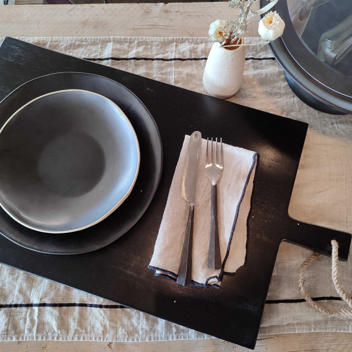 Tagliere legno nero corda naturale (mis.4) 34 x 52 cm