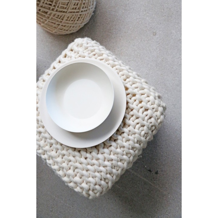 Pouf cubique en laine handmade couleur creme 45x45 h48 cm