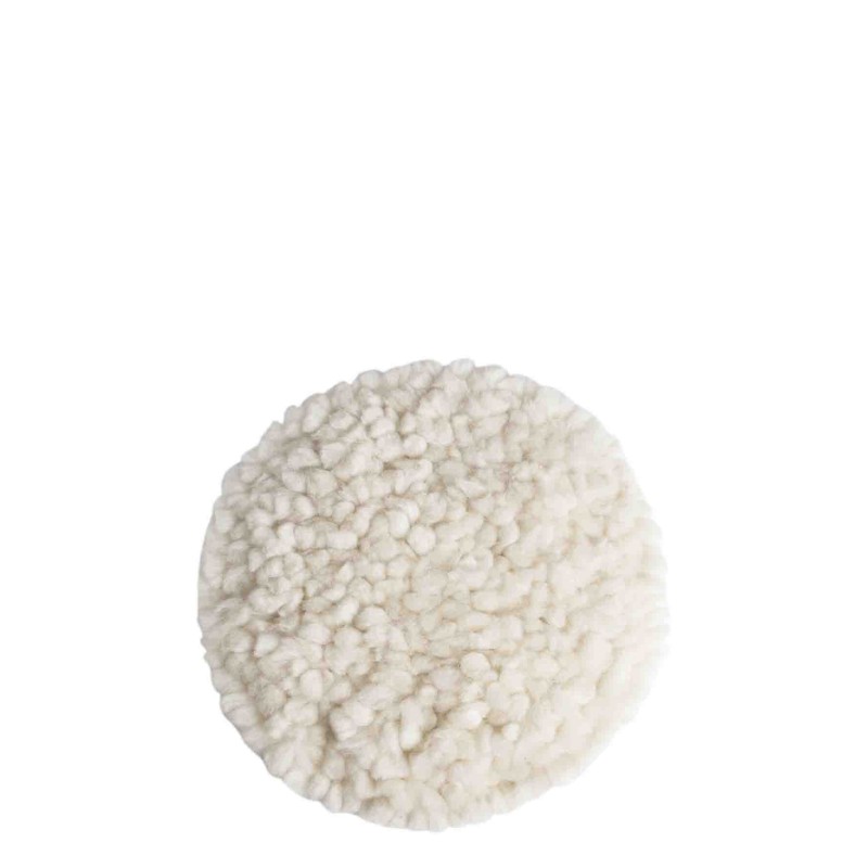 Coussin noeuds de mouton en feutre creme fait a la main d38 cm